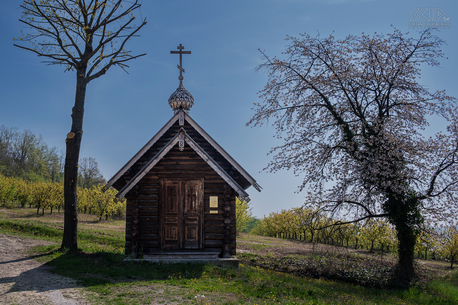 Magliano Alfieri - Cappella di Sant'Anastasia At the foot of the village of Magliano Alfieri is the Cappella di Sant'Anastasia, an Orthodox chapel built with wood that came from Russia especially for the chapel. Stefan Cruysberghs